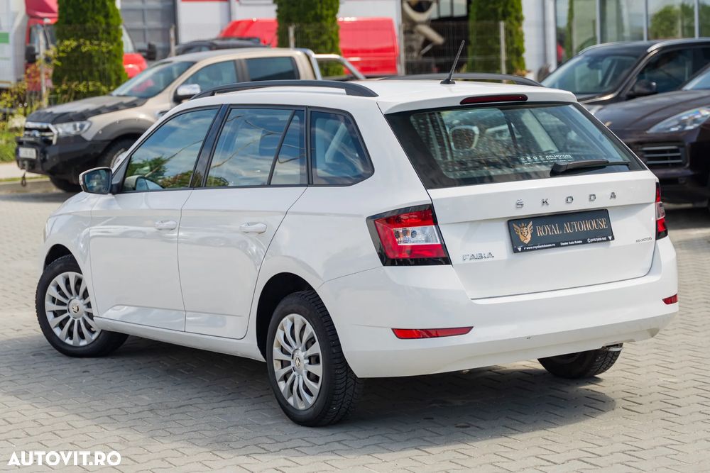 Skoda Fabia 1.0 TSI Active - 3