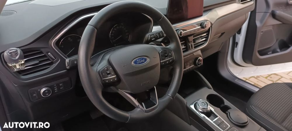 Ford Kuga - 5