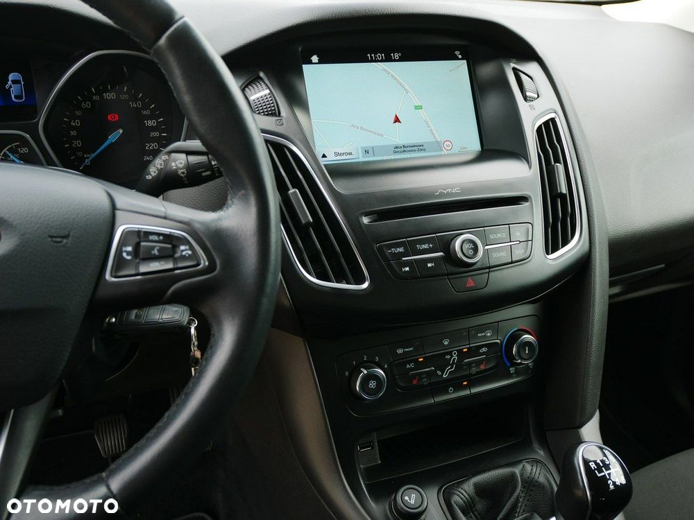 Ford Focus Turnier 1.0 EcoBoost Start-Stopp-System ACTIVE DESIGN - 18