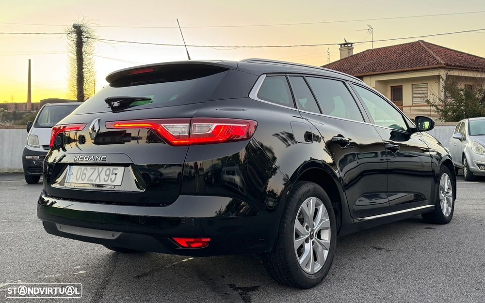 Renault Mégane Sport Tourer 1.5 Blue dCi Limited - 4