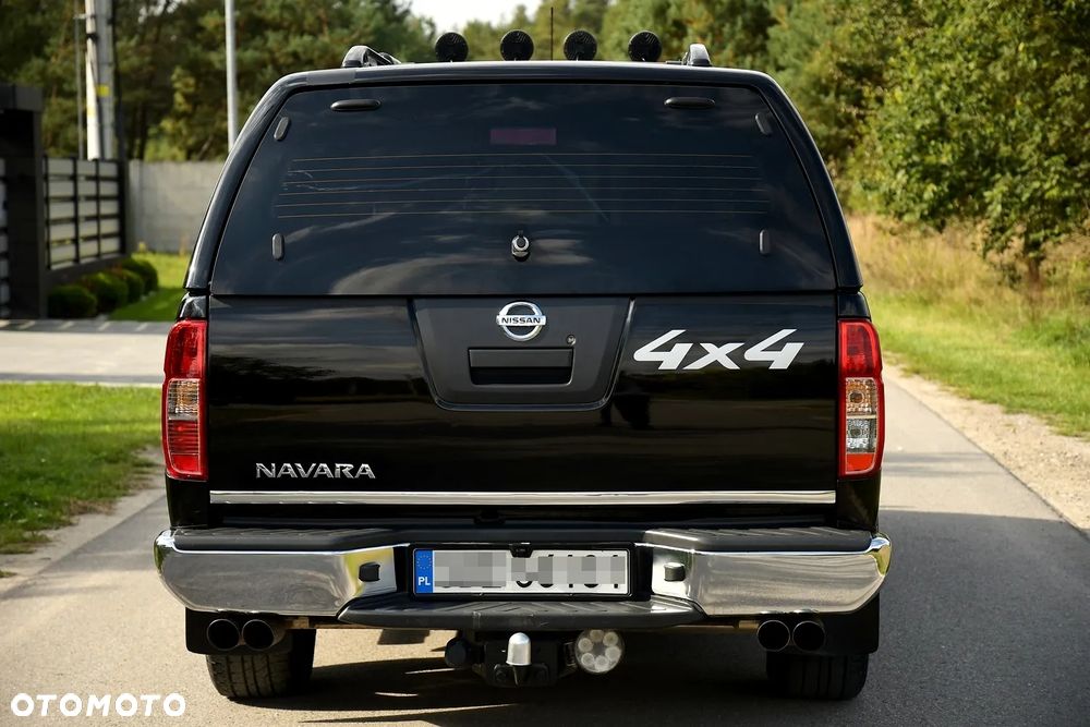 Nissan Navara 2.5 D Platinum - 6