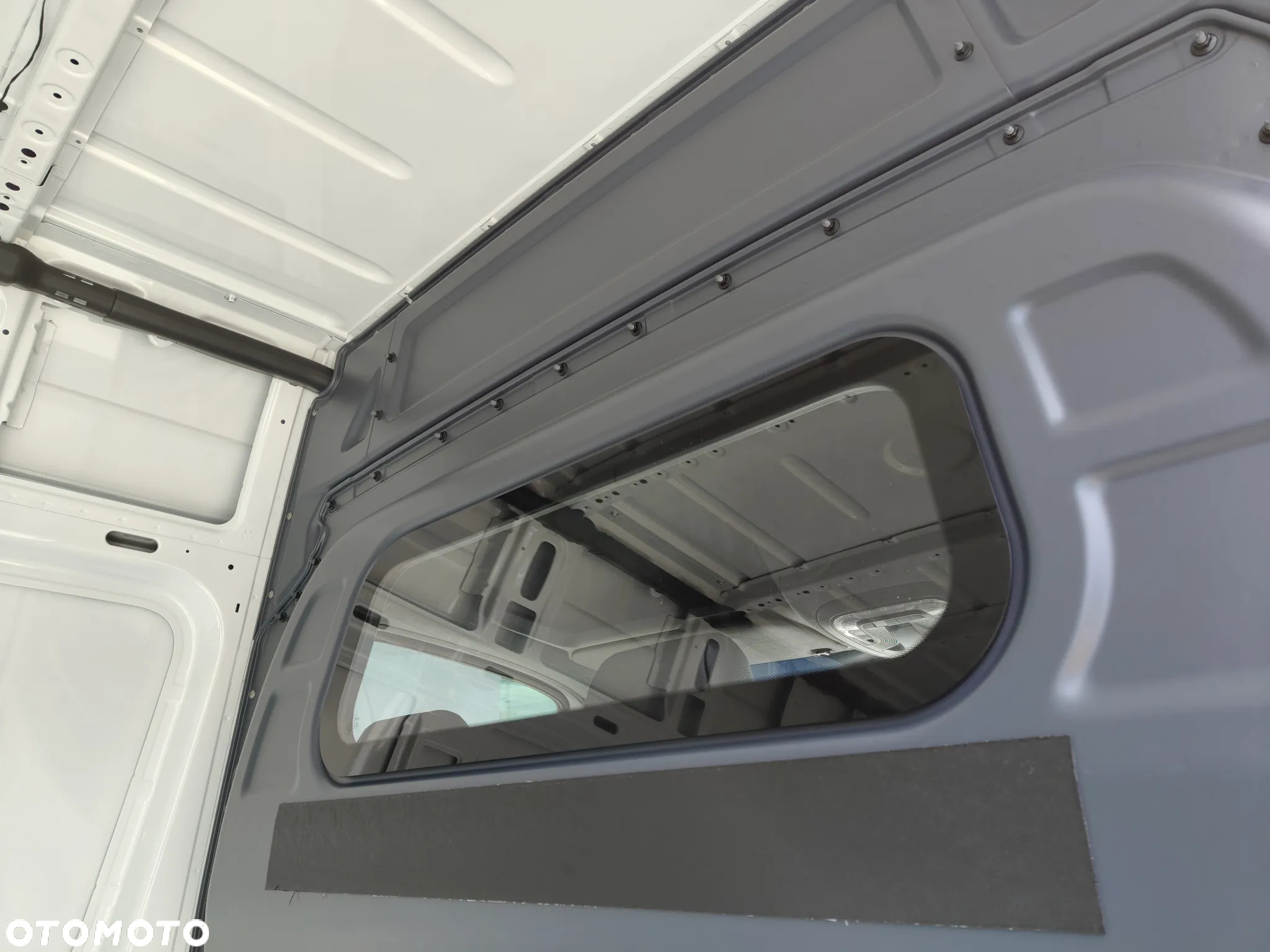 Mercedes-Benz Sprinter 315 CDI - 12