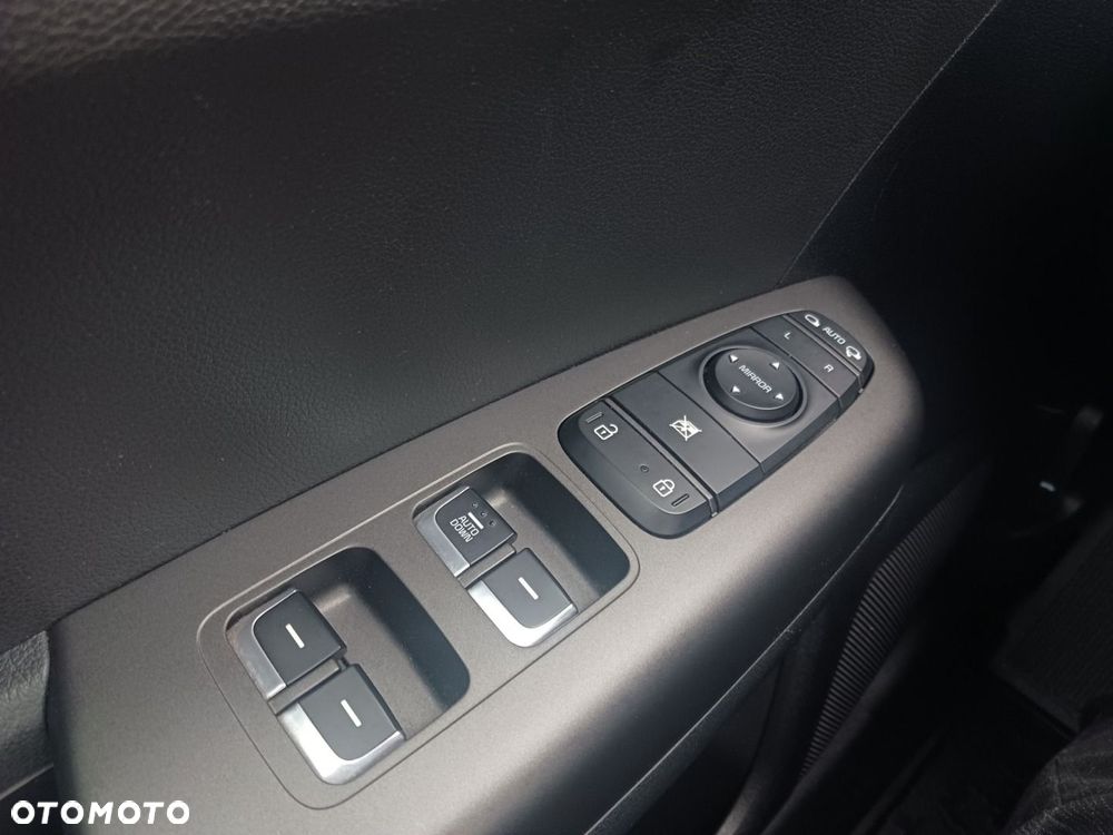 Kia Sportage 1.6 GDI L 2WD - 18