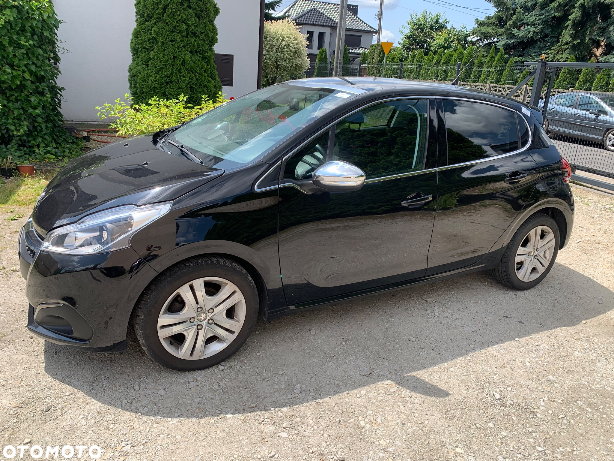 Peugeot 208 Blue-HDi 100 Stop&Start Allure - 2