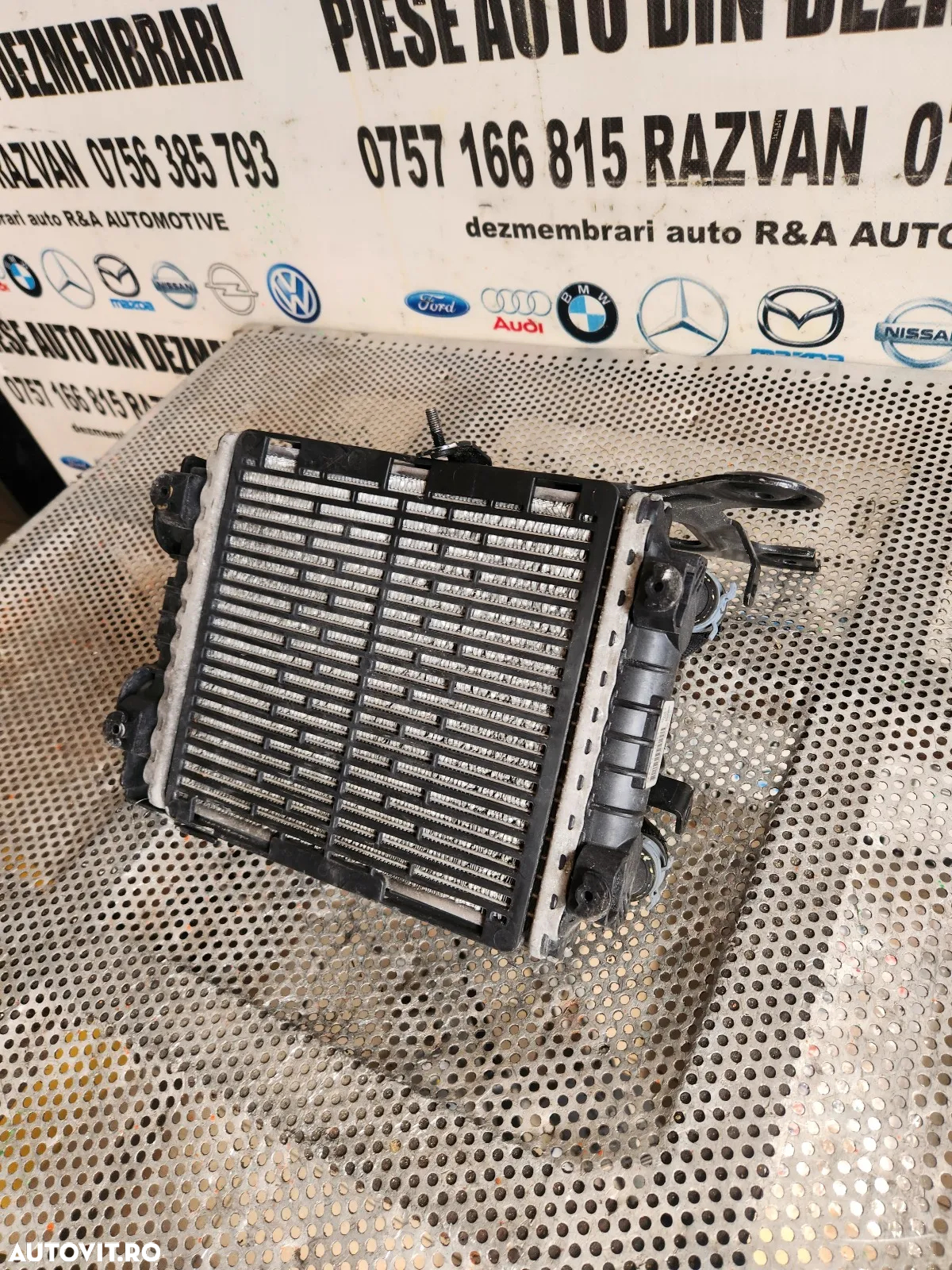 Radiator Suplimentar Aditional Auxiliar Audi Vw Seat Skoda Benzina TSI TFSI Cod 5QH - Dezmembrari A - 2