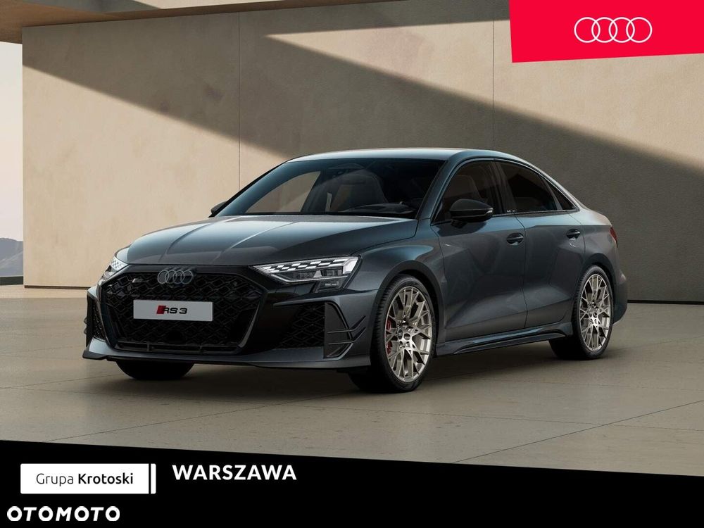 Audi RS3 Limousine - 1