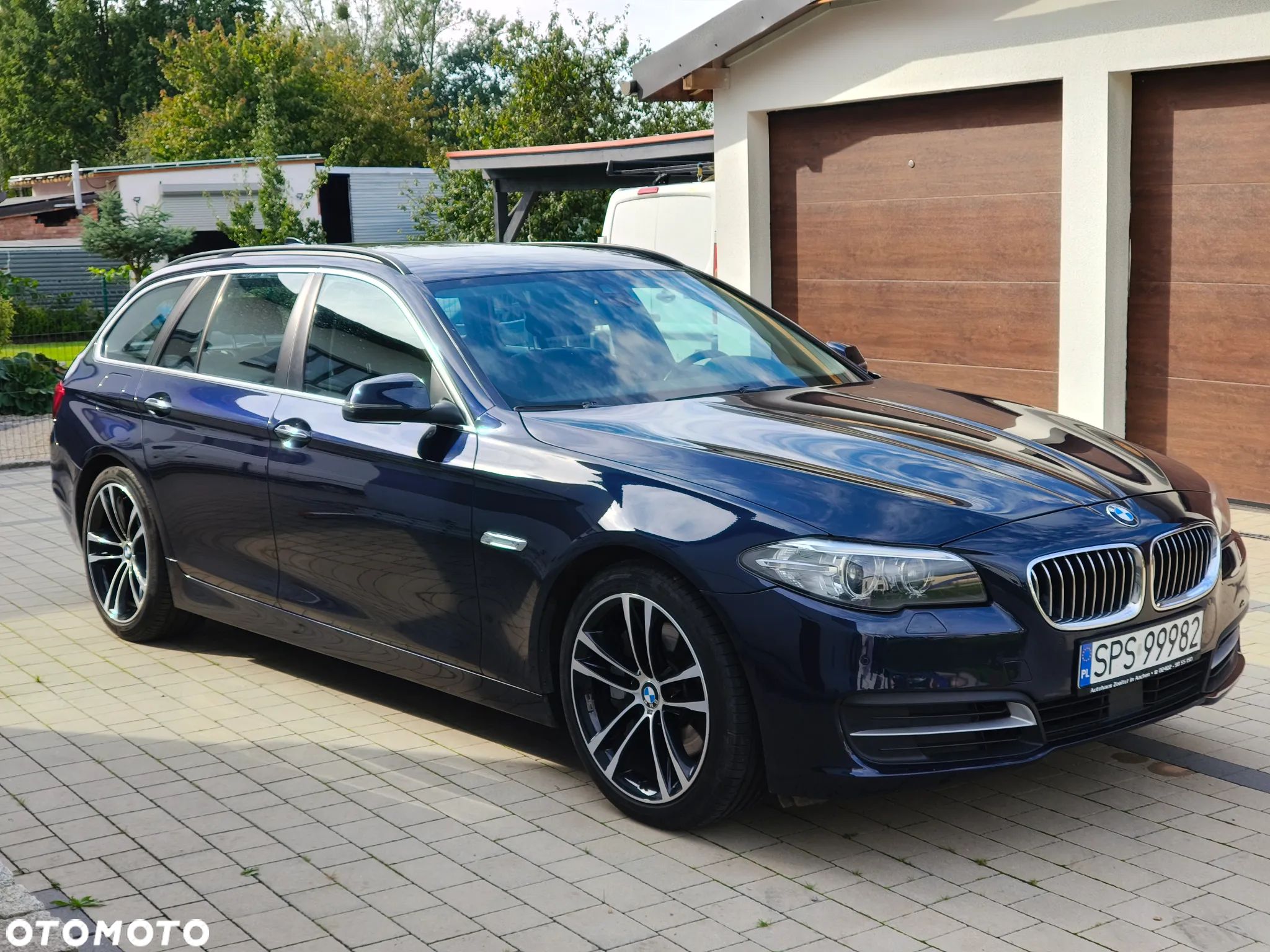 BMW Seria 5 525d Touring - 1