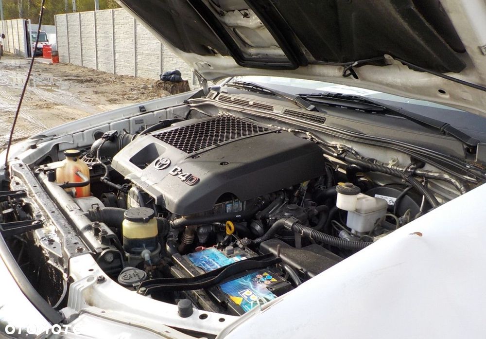 Toyota Hilux - 6