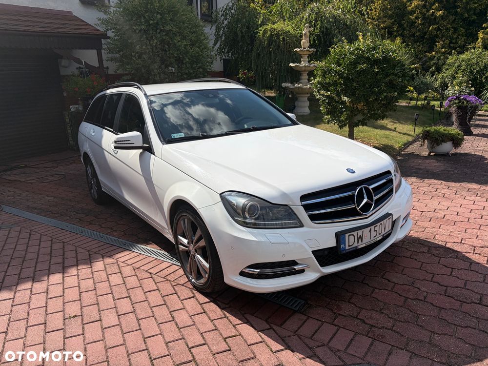 Mercedes-Benz Klasa C 220 CDI BlueEff Classic - 4