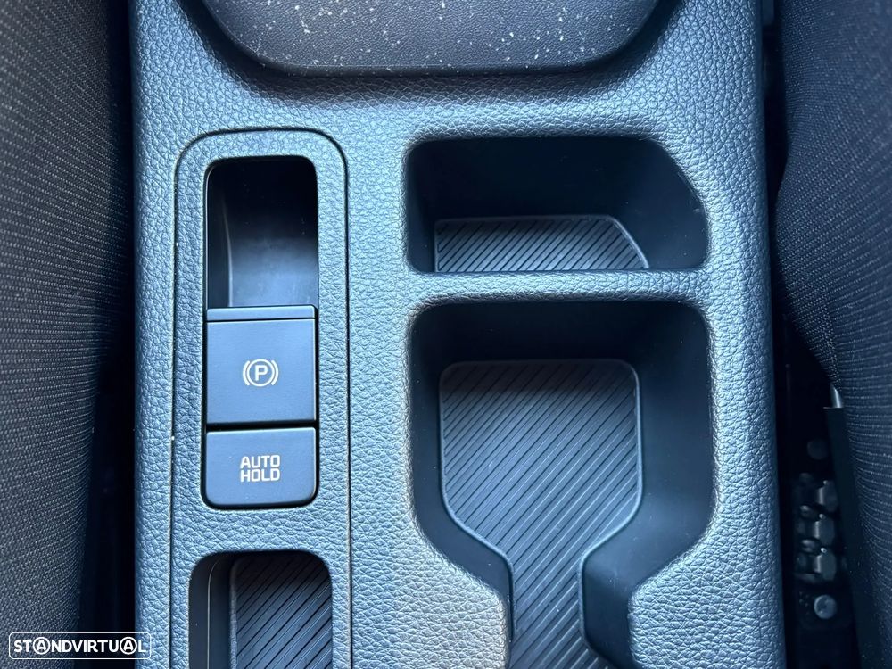 Kia Stonic 1.0 T-GDi Tech 7DCT — fotografia 34