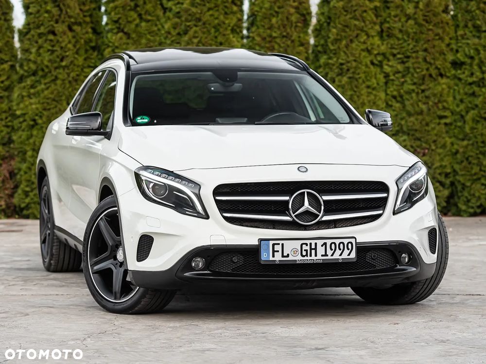 Mercedes-Benz GLA 220 d 4Matic 7G-DCT AMG Line - 3