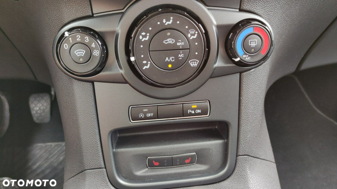 Ford Fiesta - 37