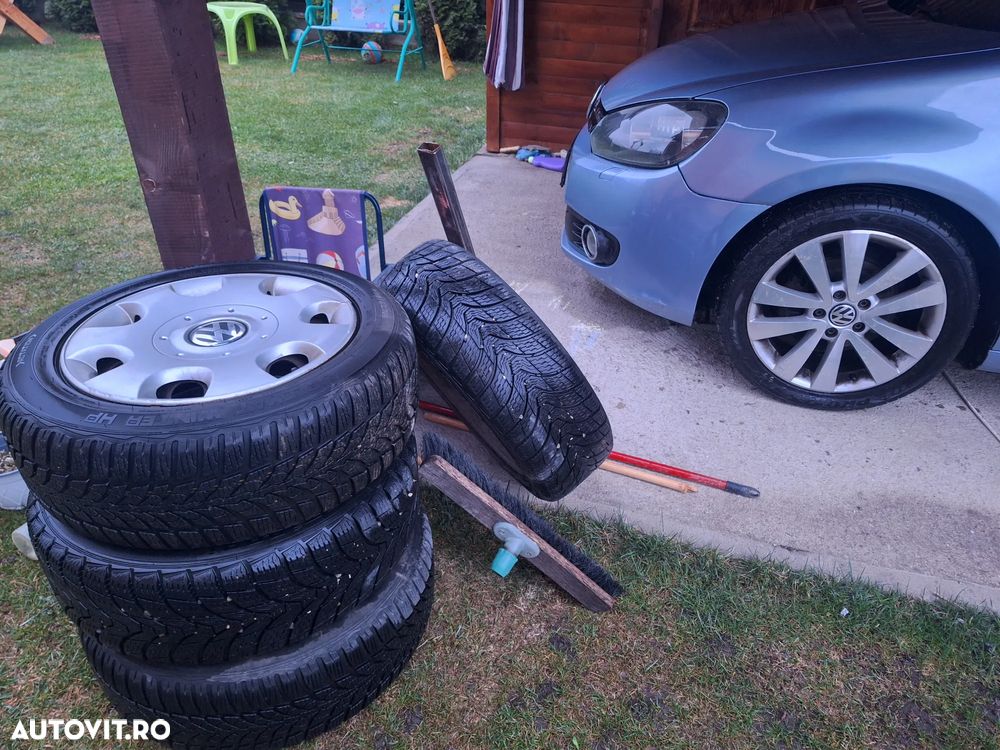 Volkswagen Golf - 15