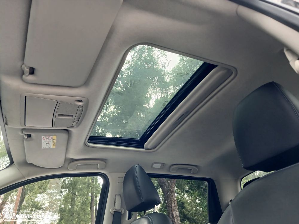 Nissan Navara 2.3 dCi CD 4WD N-Guard AT - 17