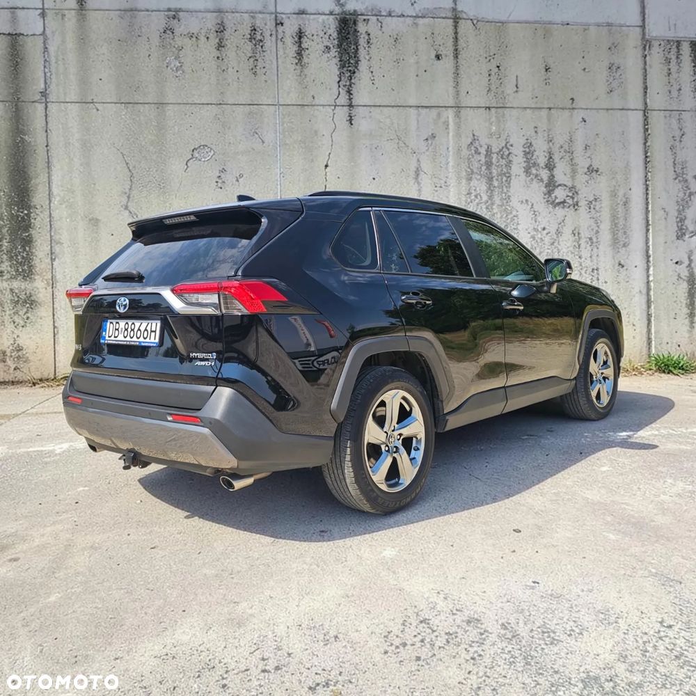 Toyota RAV4 - 3