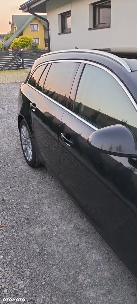 Opel Insignia 2.0 CDTI Sports Tourer - 11