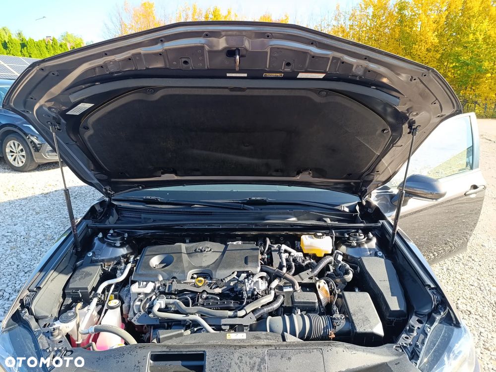 Toyota Camry 2.5 Hybrid Comfort CVT - 21