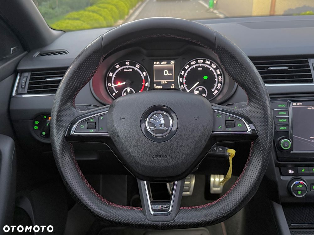 Skoda Octavia 2.0 TSI (Green tec) DSG RS - 12