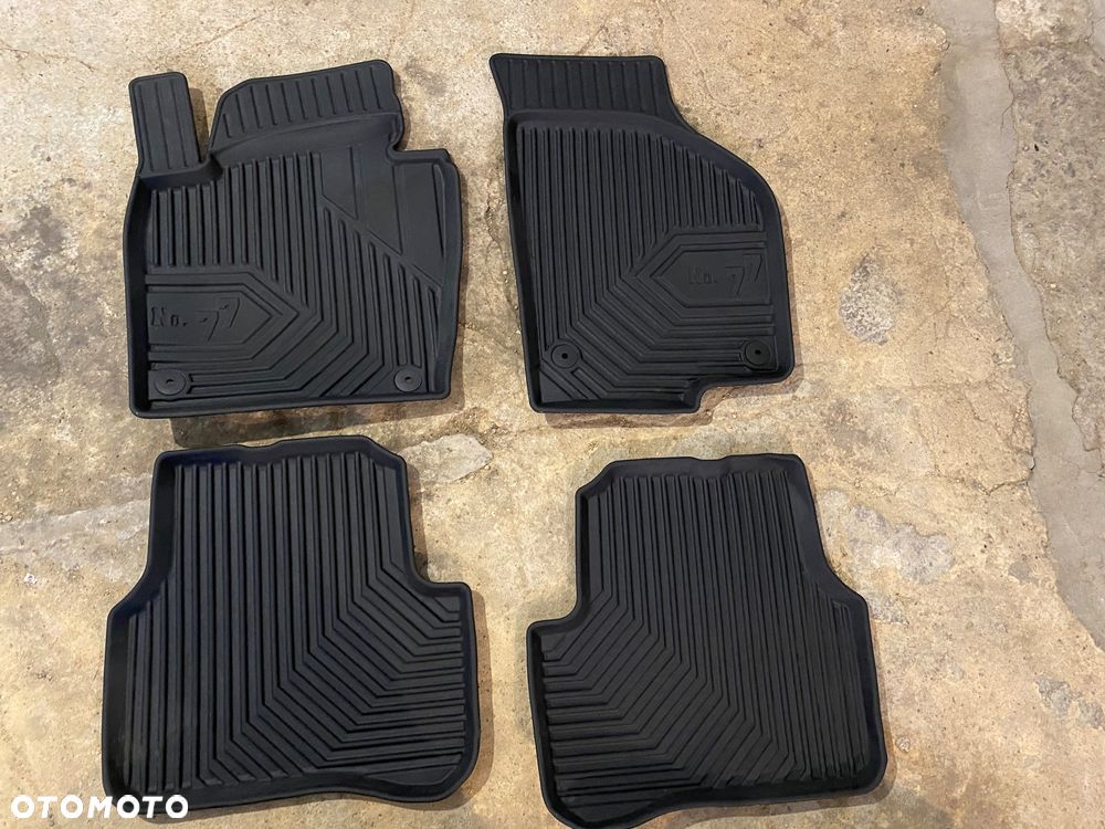 Volkswagen Passat 2.0 TDI DSG BlueMotion Technology Comfortline - 36