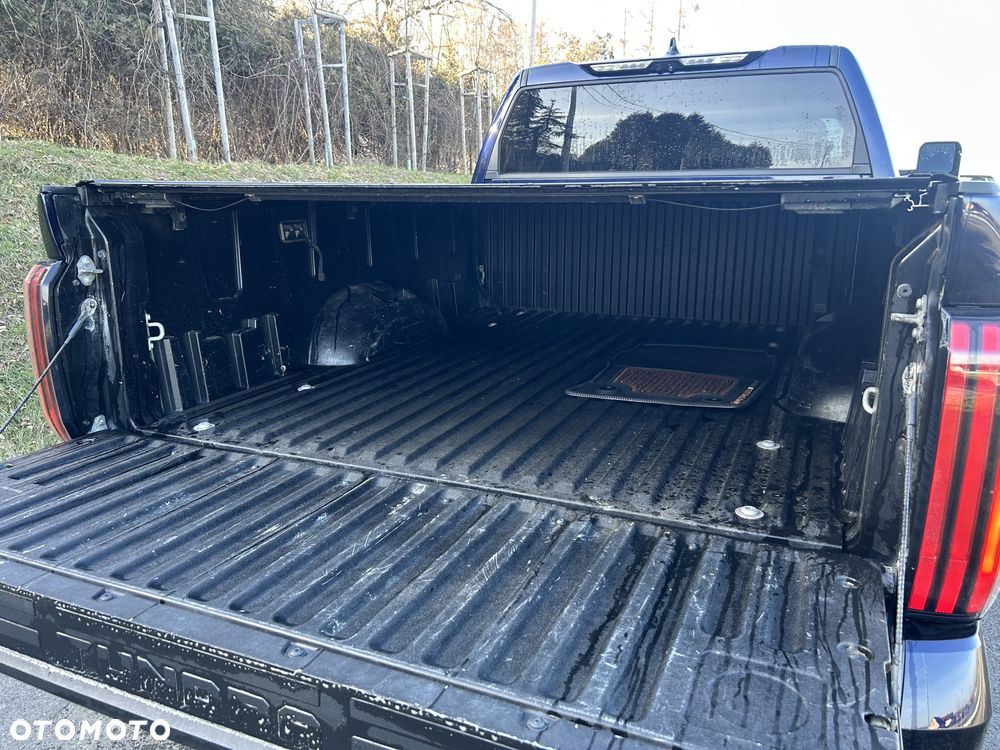 Toyota Tundra - 8