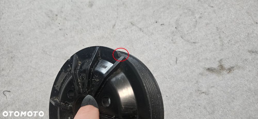 Koło pasowe pompy wspomagania BMW E60 E61 E90 E91 E92 2,5i 3,0i 7537862 - 5