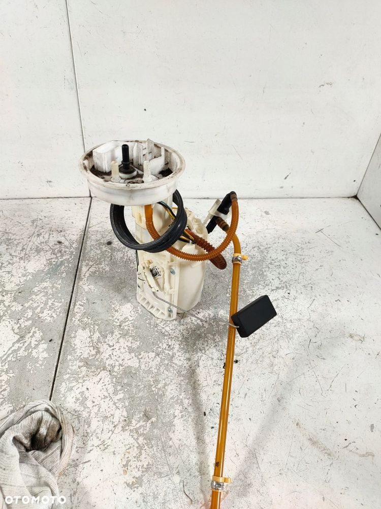 pompa paliwa a4 b6 1.8t 2.0 zamiennik 8e0919051l 100% sprawdzona