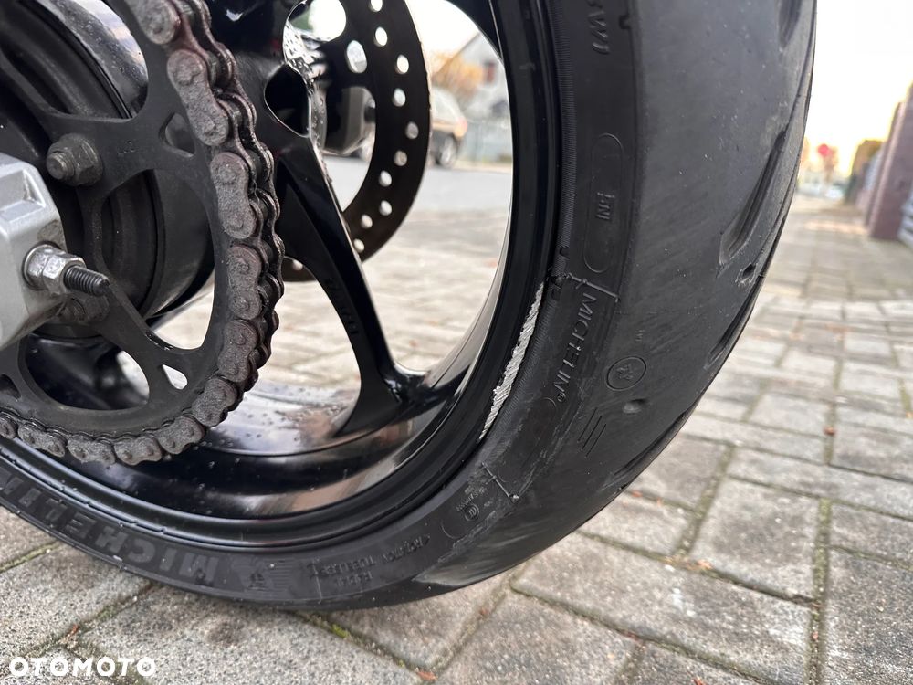 Triumph Trident - 15