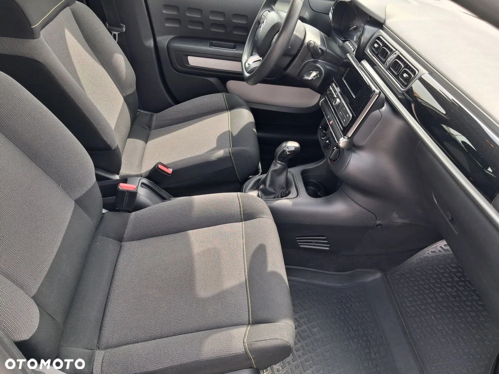 Citroën C3 Pure Tech (VTi) 82 Exclusive - 23