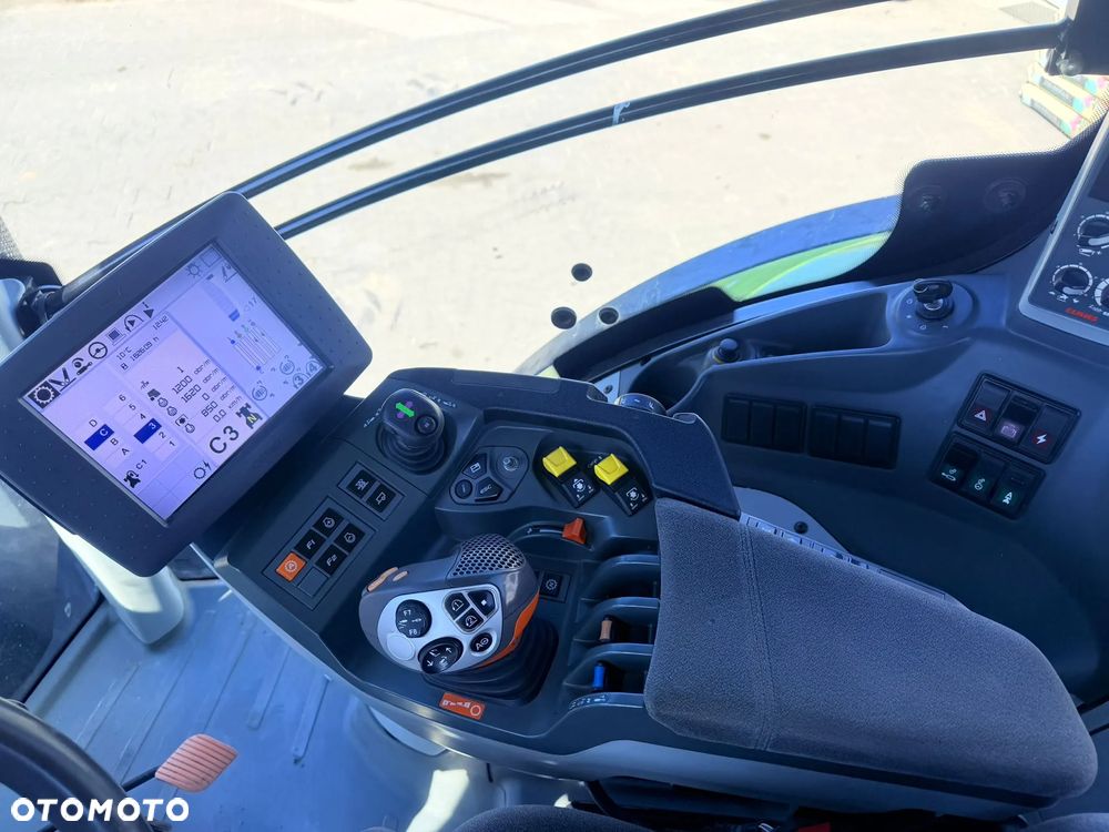 Claas Axion 830 CEBIS - 18