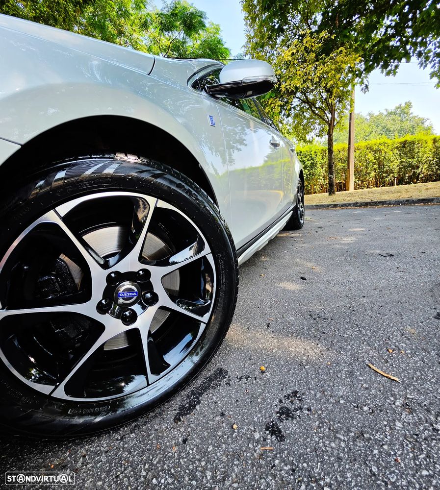 Volvo V40 2.0 D2 Volvo Ocean Race Geartronic - 8