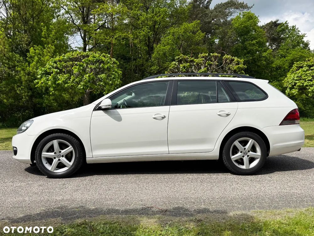 Volkswagen Golf 1.6 TDI DPF BlueMotion - 9
