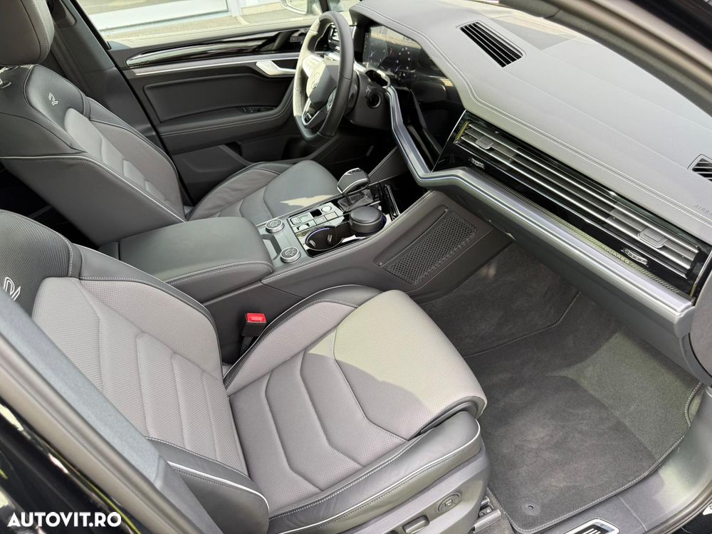 Volkswagen Touareg V6 TDI 4MOTION R-Line - 9