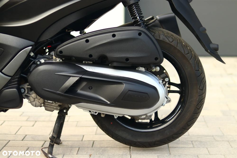 Piaggio Beverly - 25