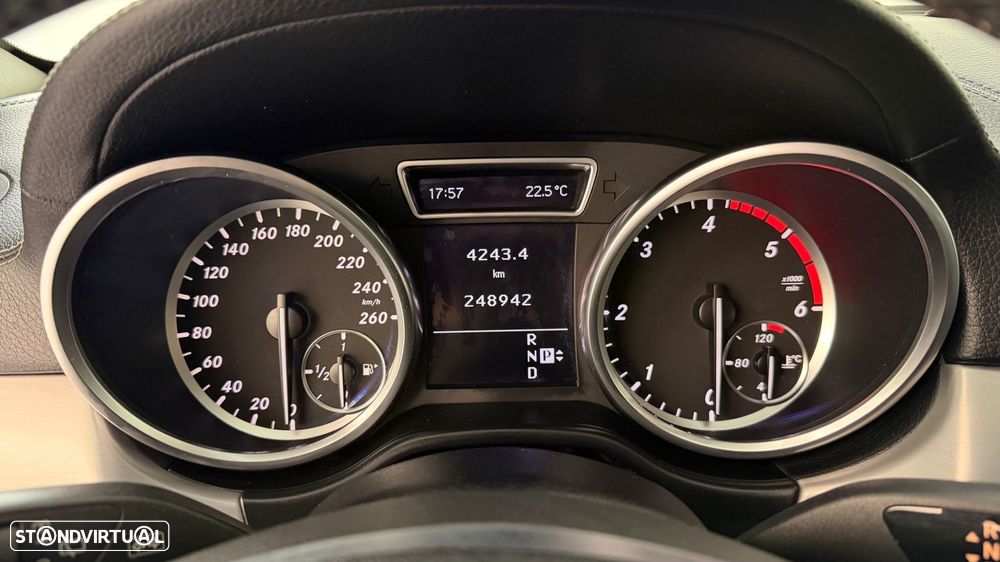 Mercedes-Benz ML 350 BlueTEC 4MATIC 7G-TRONIC - 31