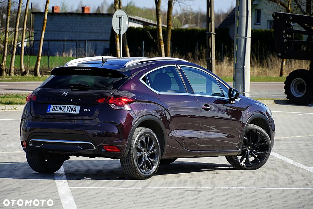 DS Automobiles DS 4 Crossback - 12