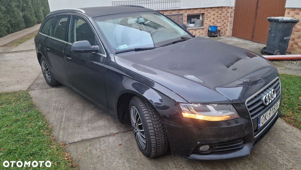 Audi A4 Avant - 1