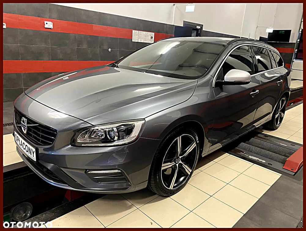 Volvo V60 D4 Drive-E R-Design Momentum - 1