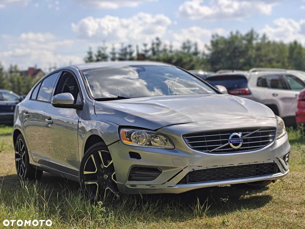 Volvo S60 - 2