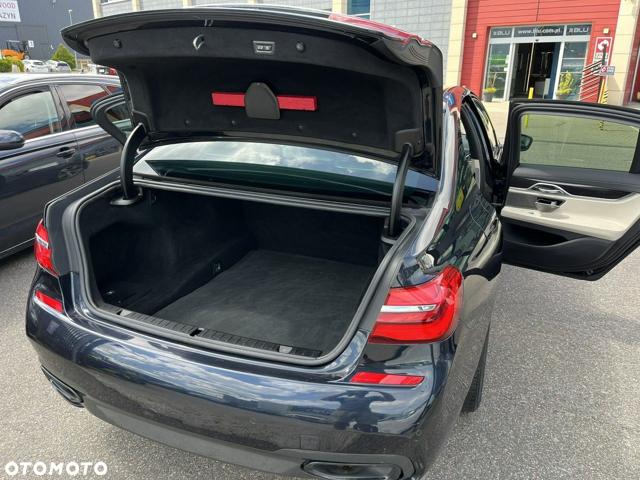 BMW Seria 7 740d xDrive - 23