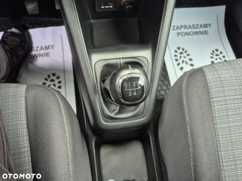 Kia Venga - 21