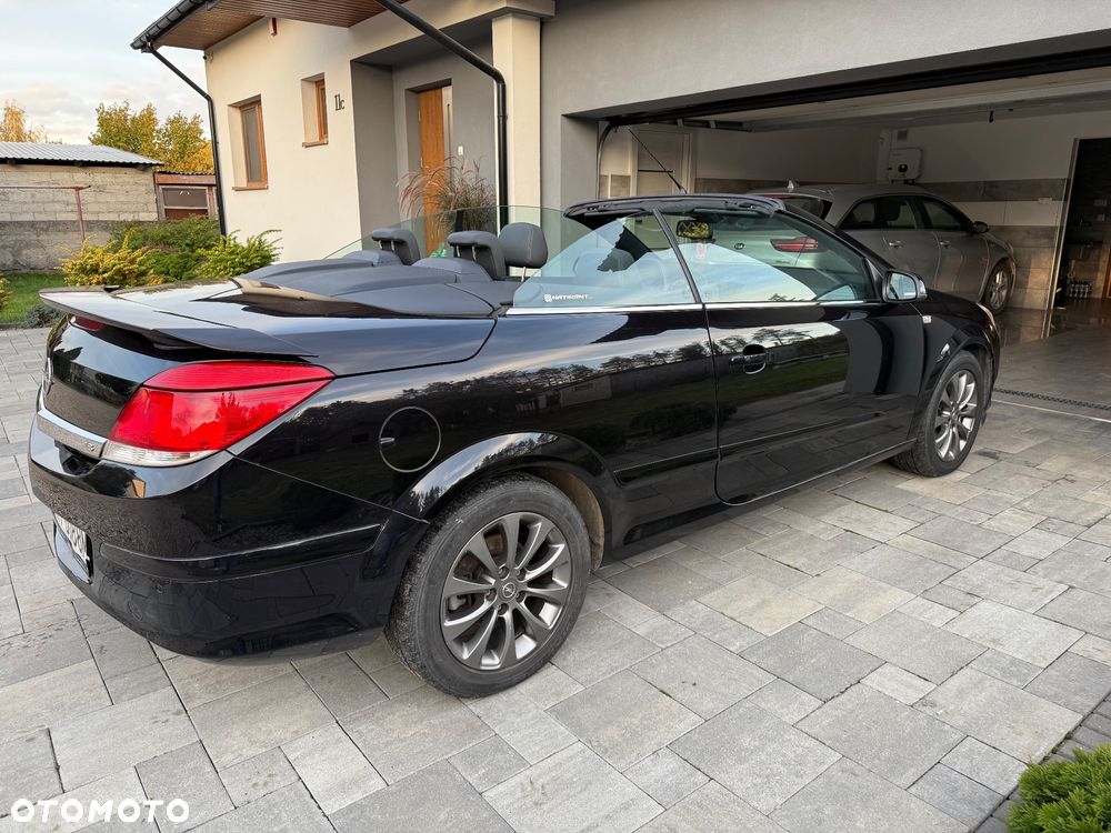 Opel Astra 1.8 Cosmo - 22