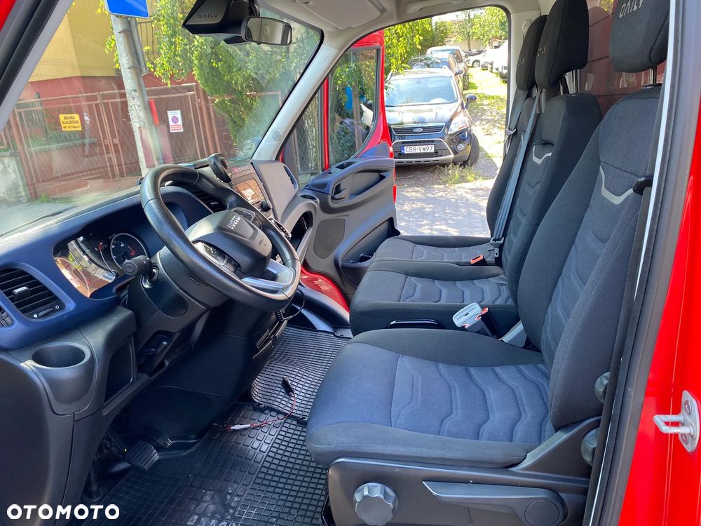 Iveco Daily 35S - 12