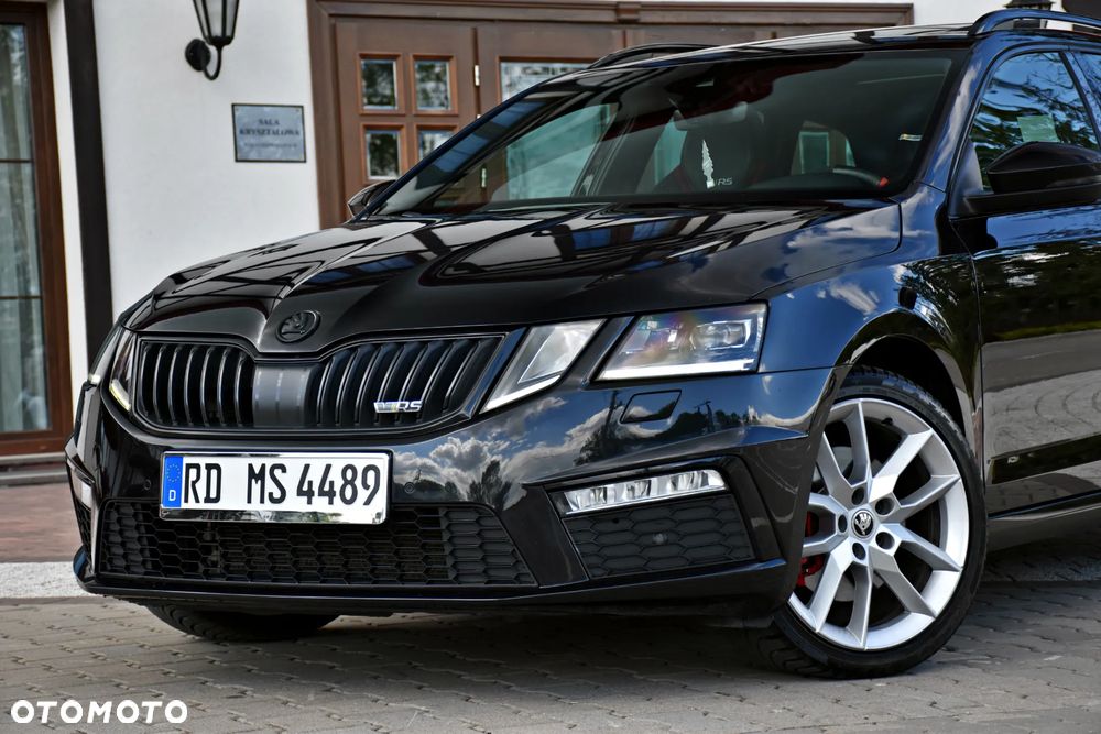 Skoda Octavia 2.0 TDI DSG RS - 12