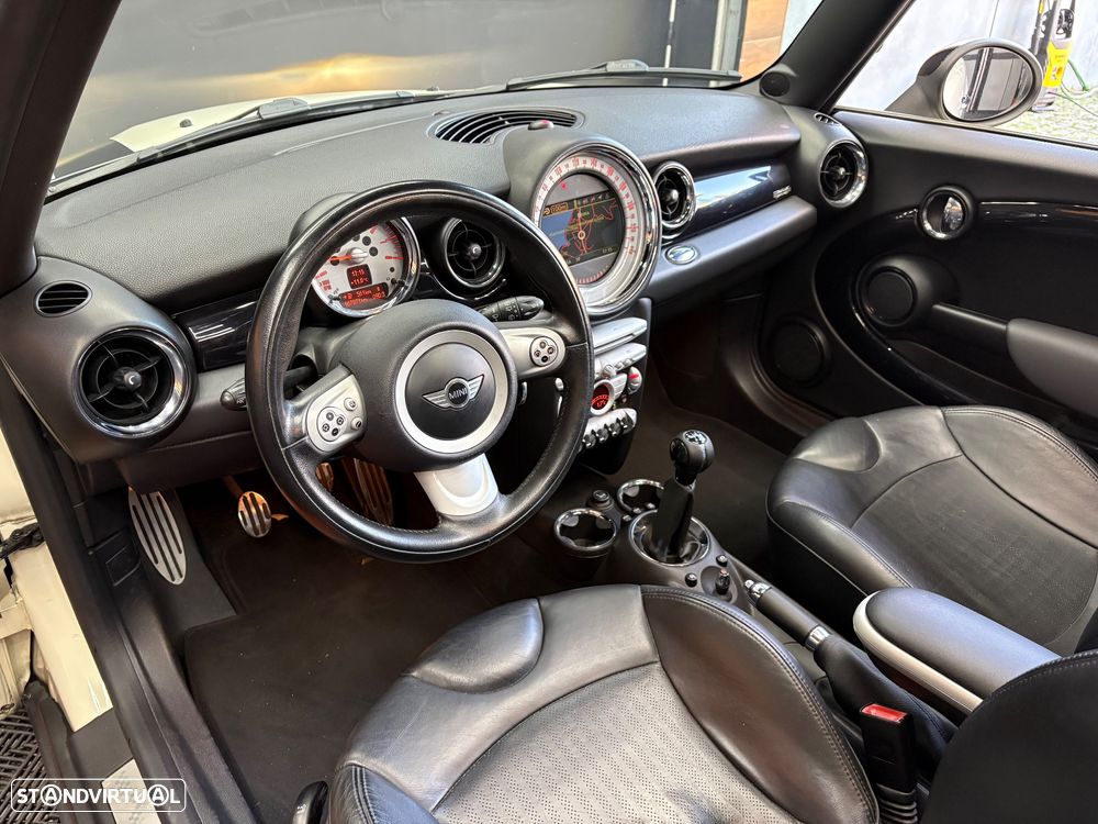 MINI 3 Portas Cooper S - 16