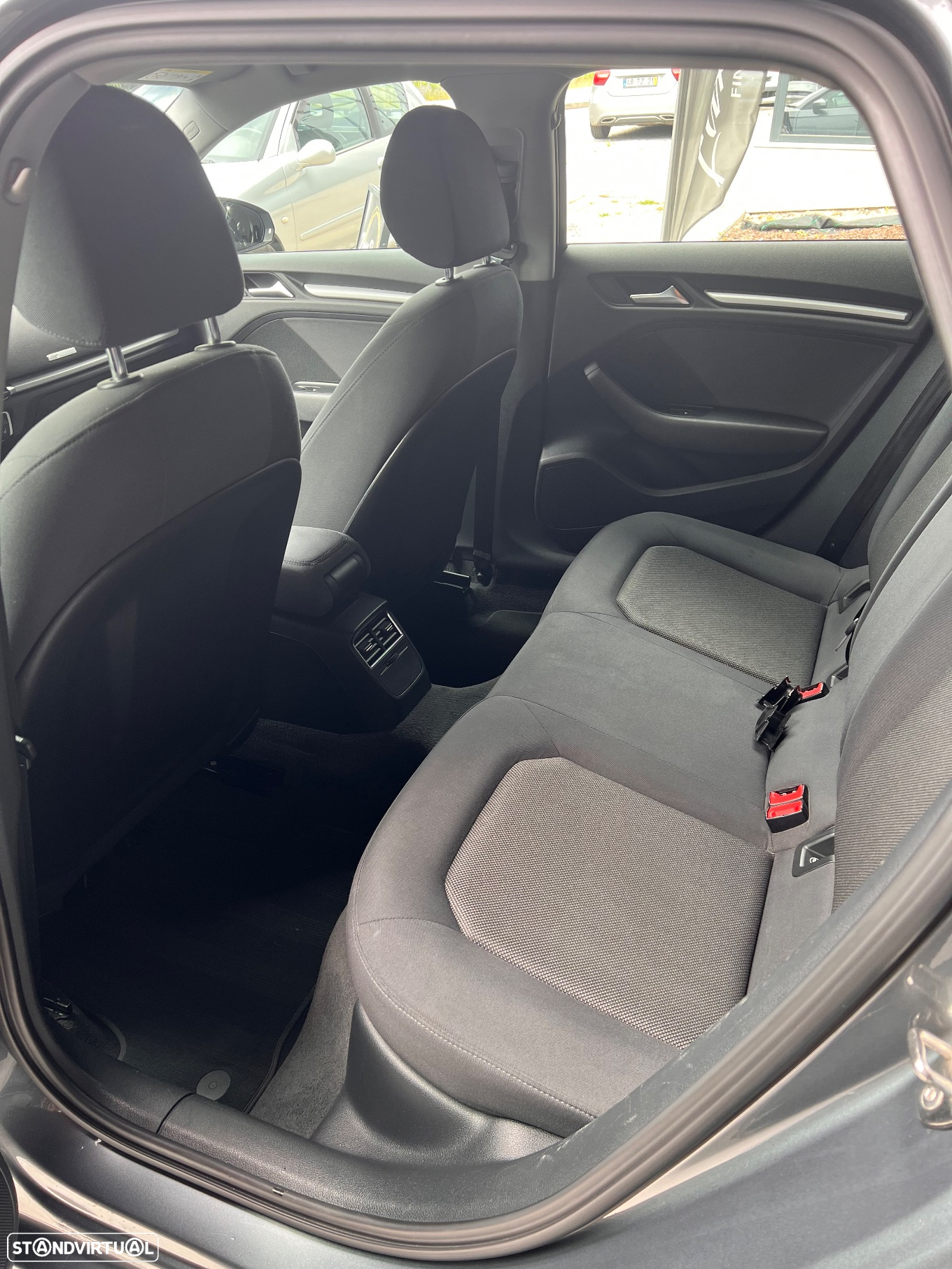 Audi A3 Sportback 1.6 TDI - 13
