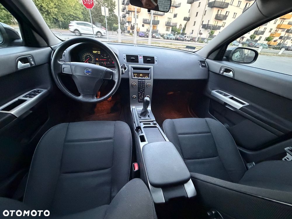 Volvo V50 2.0D Momentum - 7