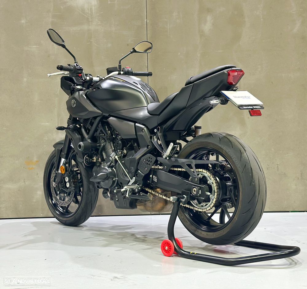 Yamaha MT-07 - 12