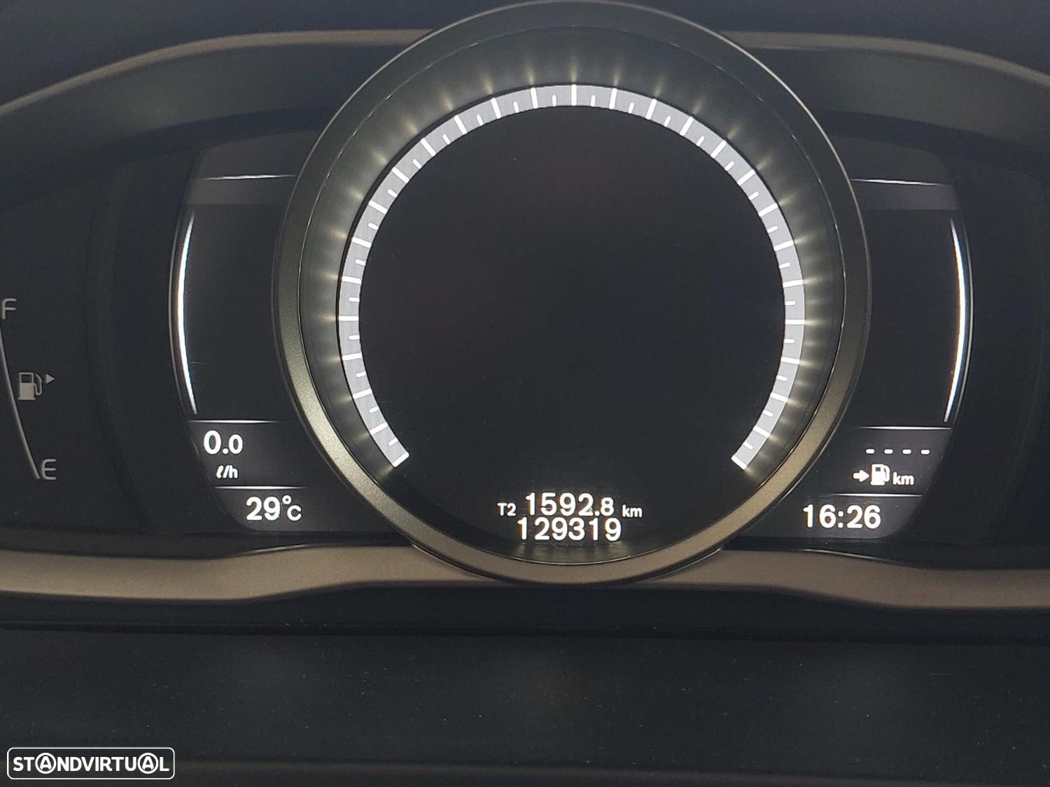 Volvo V60 2.0 D2 Momentum - 7