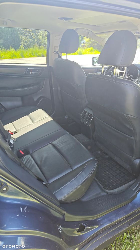 Subaru Outback - 11