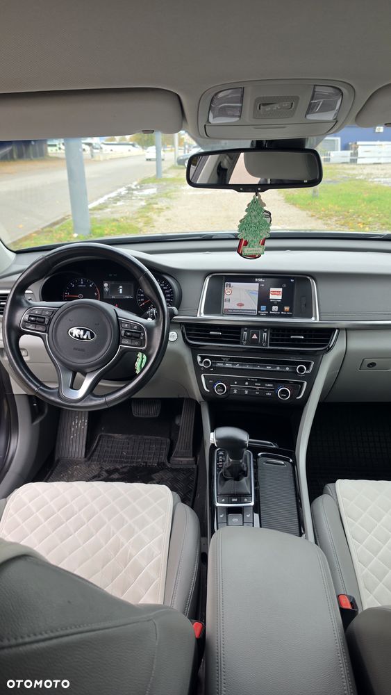 Kia Optima - 4